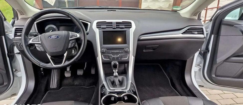 Ford Mondeo cena 57900 przebieg: 108859, rok produkcji 2016 z Grybów małe 326